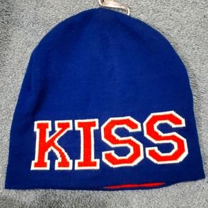 KISS ME hat from Express.